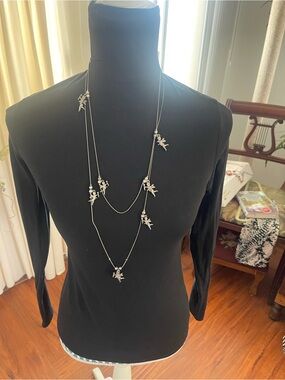 Layered Silver Leaf Angel Pendant Necklace - Elegant Women's Jewelry